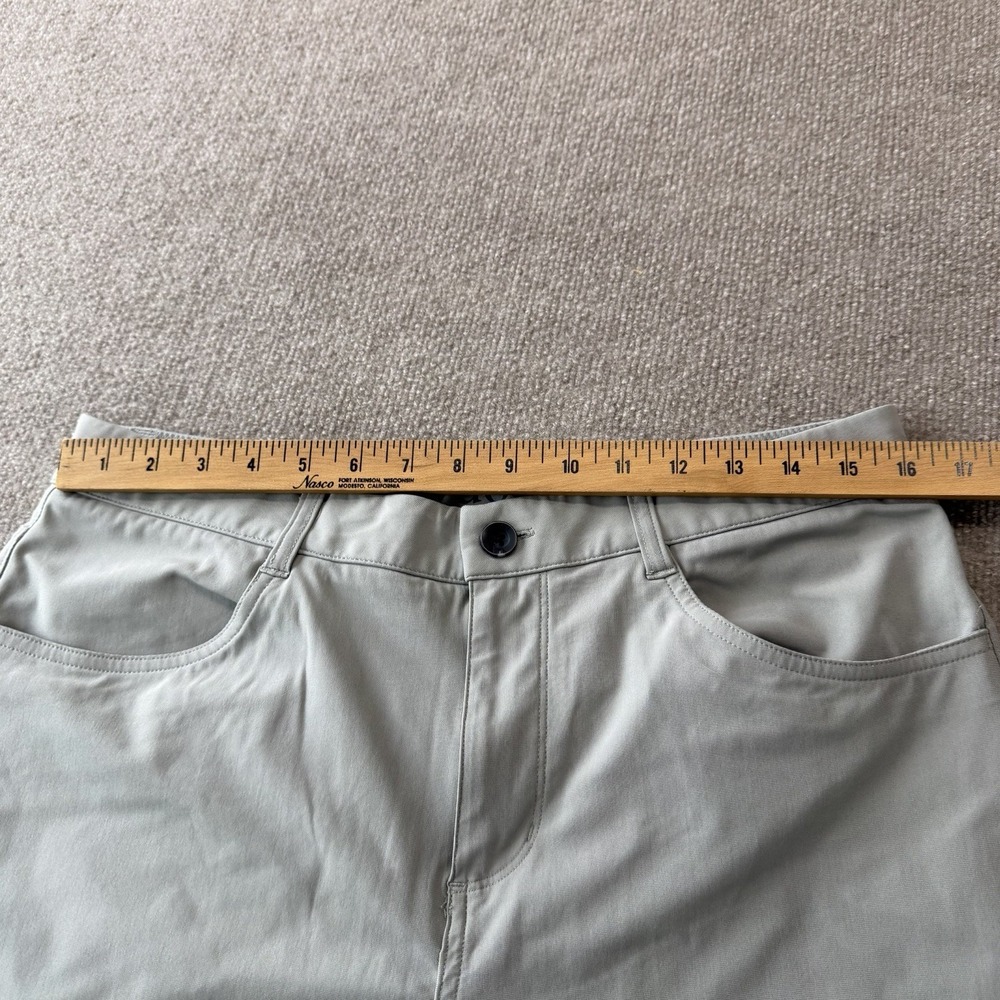 Vuori Men's Cascade Tech Chino Pants Fog Gray Size 33 - Picture 4 of 10